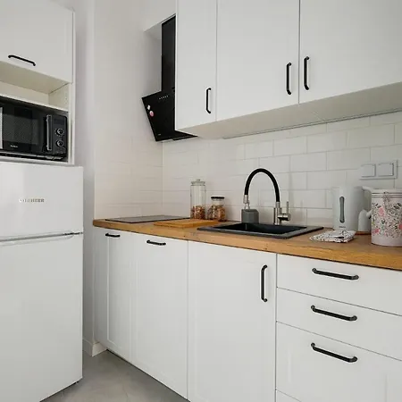 Apartment Cozy Studio For 4 Ppl With Balcony Warsaw