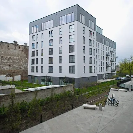 Cozy Studio For 4 Ppl With Balcony Apartment